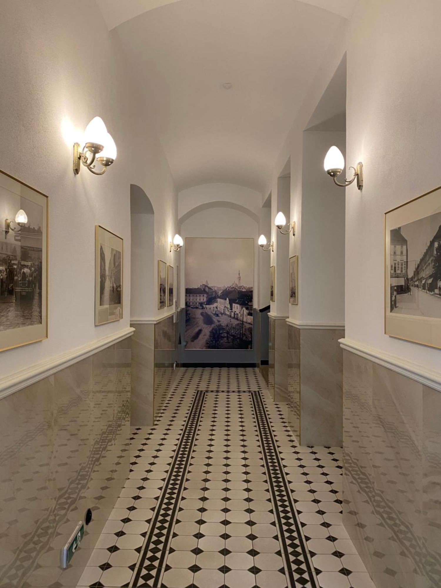 Grand Tabor Otel Dış mekan fotoğraf