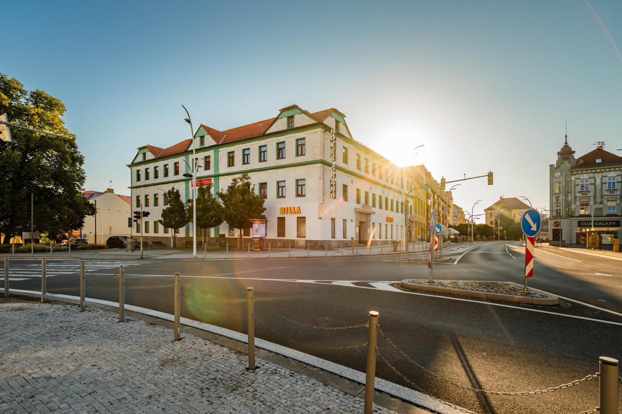 Grand Tabor Otel Dış mekan fotoğraf